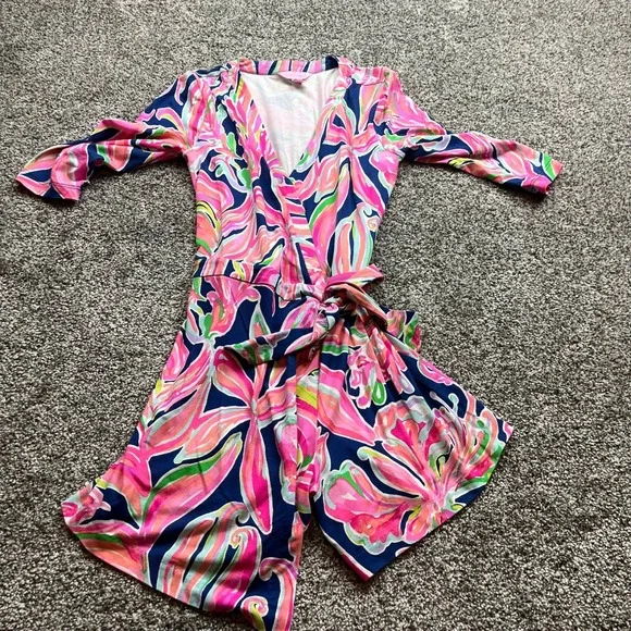 Lilly Pulitzer Romper Womens XS Navy Pink Floral Tie Waist Short Sleeve - Picture 1 of 7